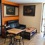 L'etoile Aeroport - A61 Hotel