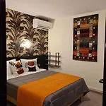 L'etoile Aeroport - A61 Hotel