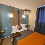 L'etoile Aeroport - A61 Hotel 2*
