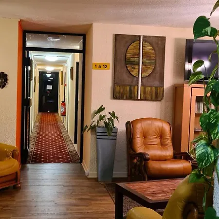 L'etoile Aeroport - A61 Hotel